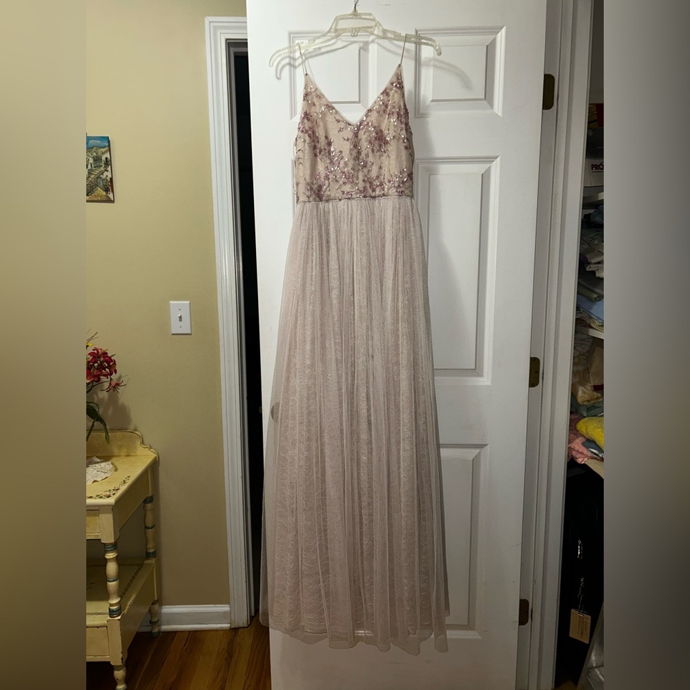 Beautiful light pink dress with sequins